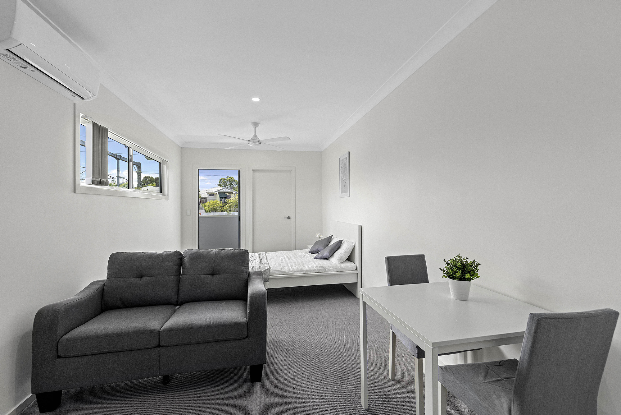 Studio Rooms for Rent Here at Suite Studios, our tenants enjoy the privacy of fully furnished studio rooms, each equipped with its own bathroom and kitchenette. In our community, residents only share common spaces such as the kitchen and laundry facilities.