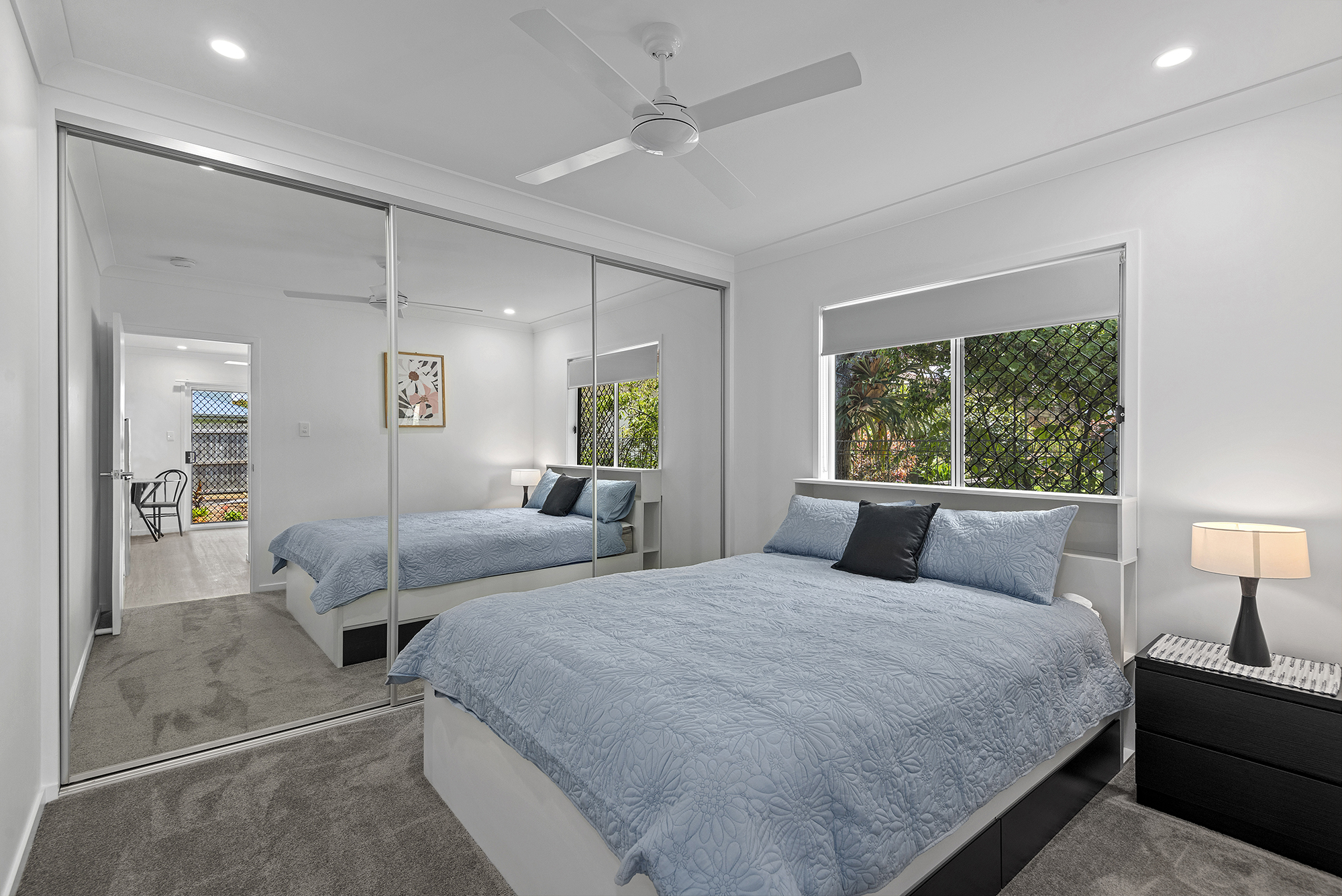 Studio Rooms for Rent Here at Suite Studios, our tenants enjoy the privacy of fully furnished studio rooms, each equipped with its own bathroom and kitchenette. In our community, residents only share common spaces such as the kitchen and laundry facilities.